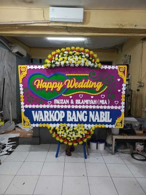 Papan Bunga di Leuwiliang